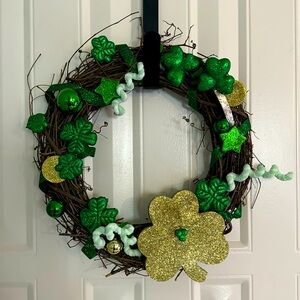 St Patrick’s day wreath